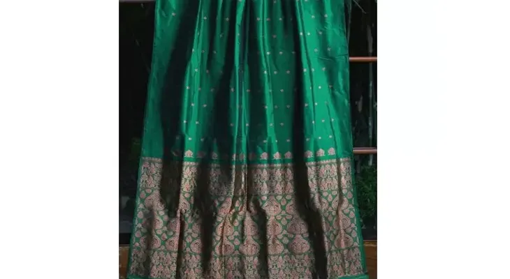 Spotlighting Indian Craft On Independence Day: 6 Handloom Clusters Every Desi Should Know Of Spotlighting Indian Craft On Independence Day: 6 Handloom Clusters Every Desi Should Know Of