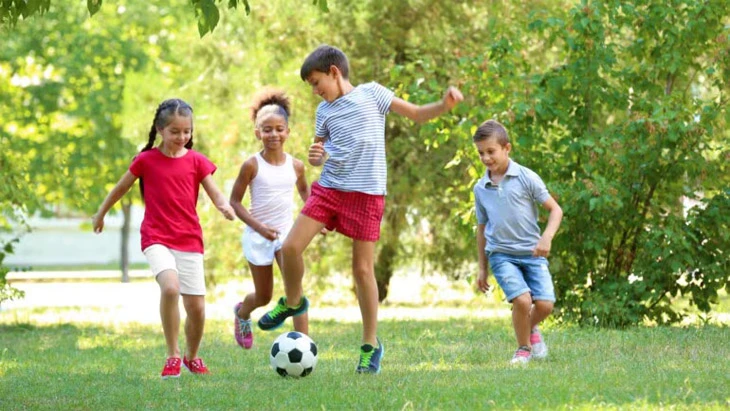 At what age do kids stop playing outside?Image courtesy: Shutterstock