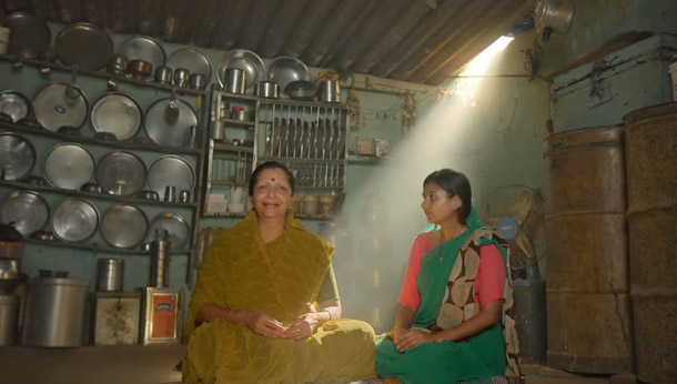 Maheene Ko Sehat Se Jodo - Mother-In-Law