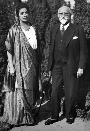 Meherbai with Dorabji a short while before her demise 