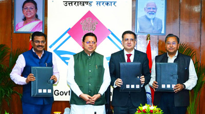  From left: Mr Anand Bardhan, Chief Secretary of Uttarakhand; Mr Pushkar Singh Dhami, Hon’ble Chief Minister of Uttarakhand; Mr Siddharth Sharma, CEO of Tata Trusts; and Mr Raj Shekhar Joshi, Vice Chairman of SETU Aayog, at the MoU signing ceremony.