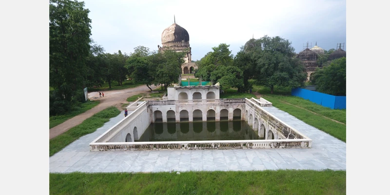 Aerial view of the Badi Baoli.